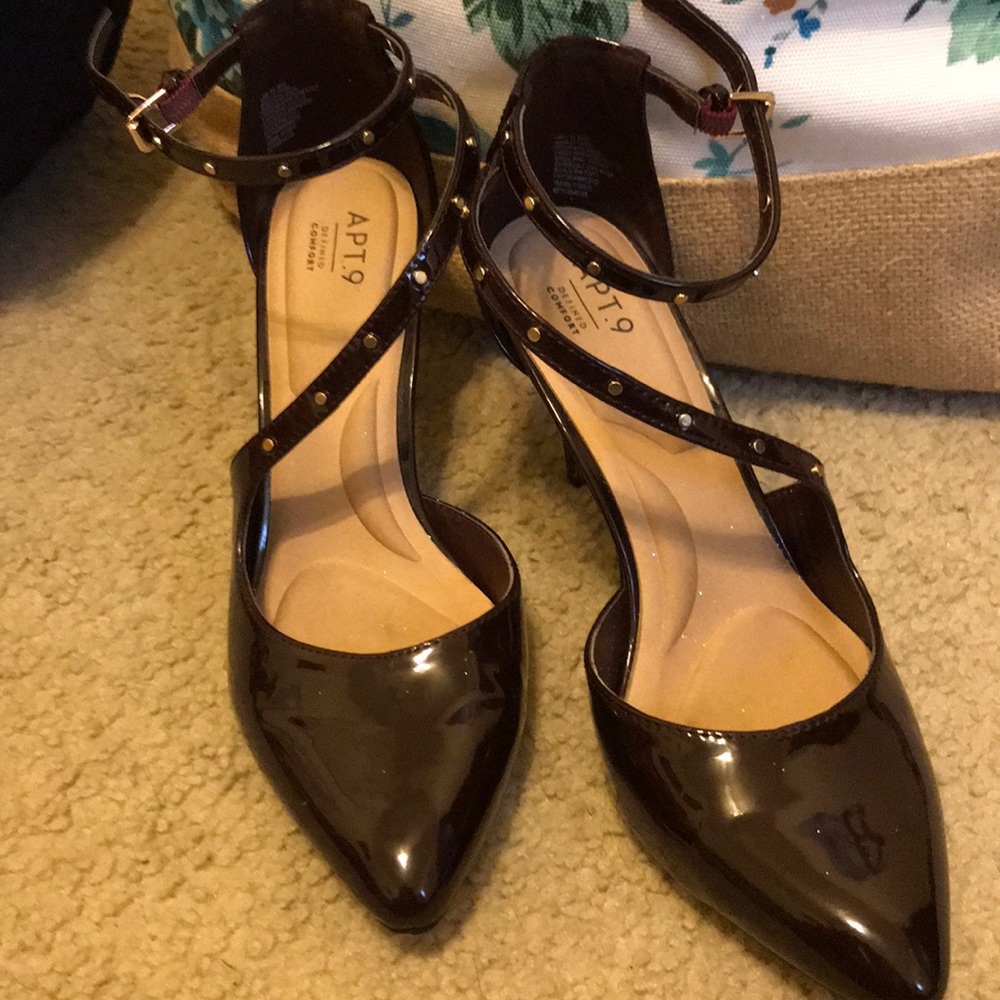 Apt. 9 Maroon heels